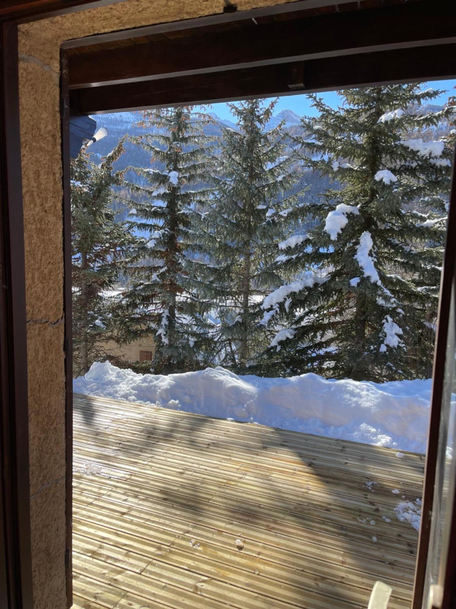 Serre Chevalier Studio 30 M2 Coin Montagne A 8 Minutes Des Pistes Saint-Chaffrey Luaran gambar