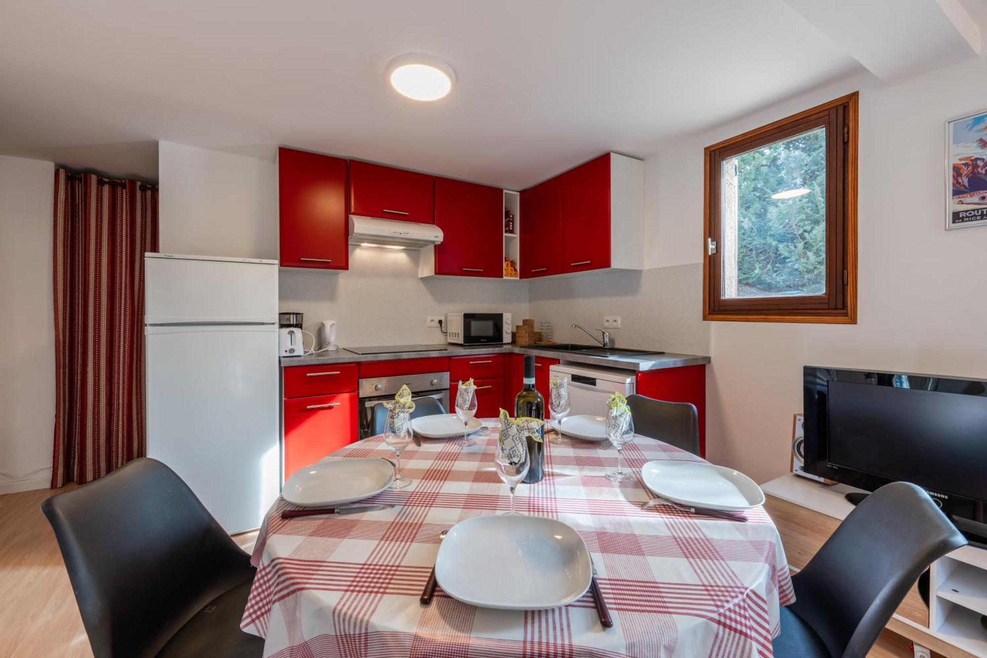 Serre Chevalier Studio 30 M2 Coin Montagne A 8 Minutes Des Pistes Saint-Chaffrey Luaran gambar