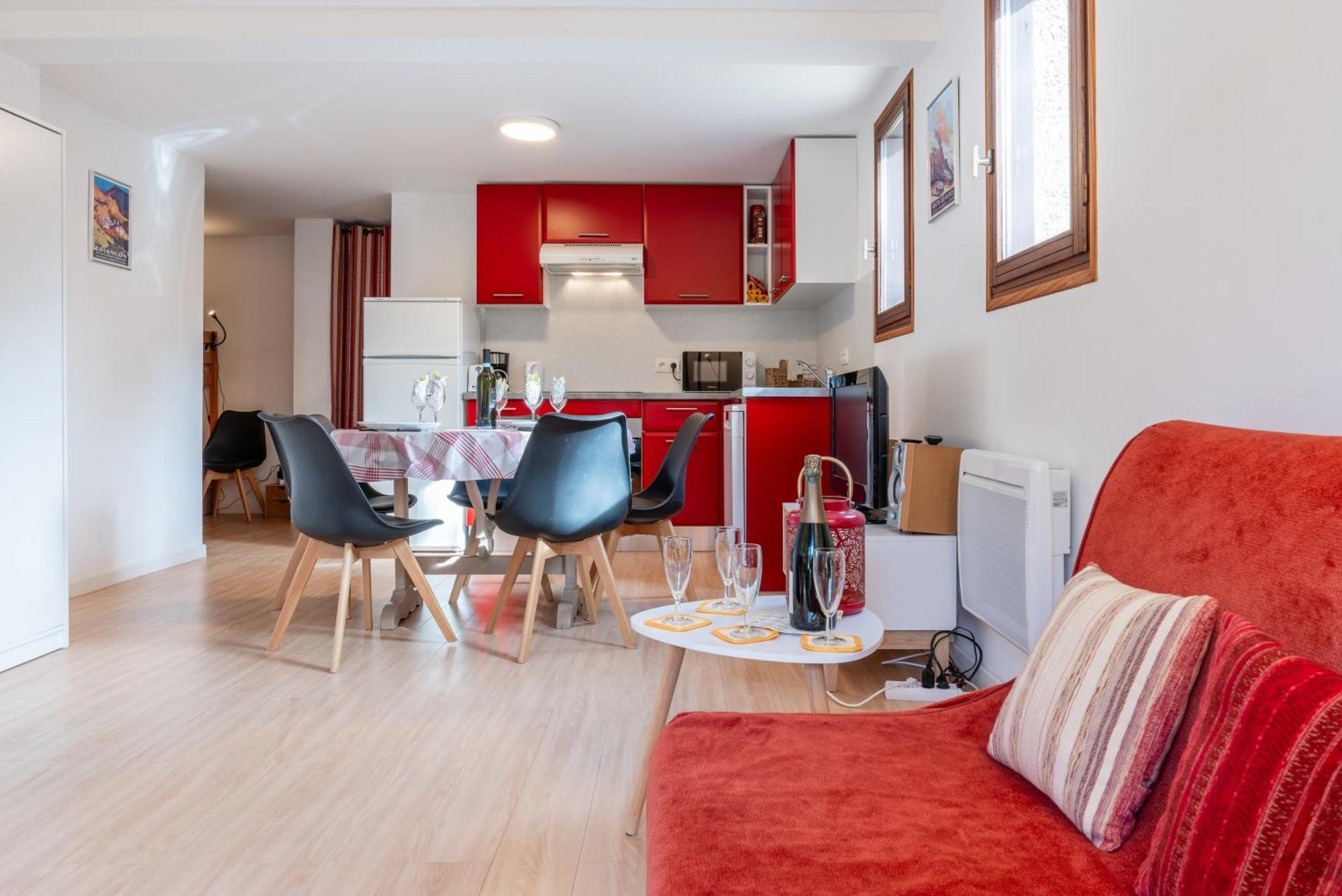 Serre Chevalier Studio 30 M2 Coin Montagne A 8 Minutes Des Pistes Saint-Chaffrey Luaran gambar